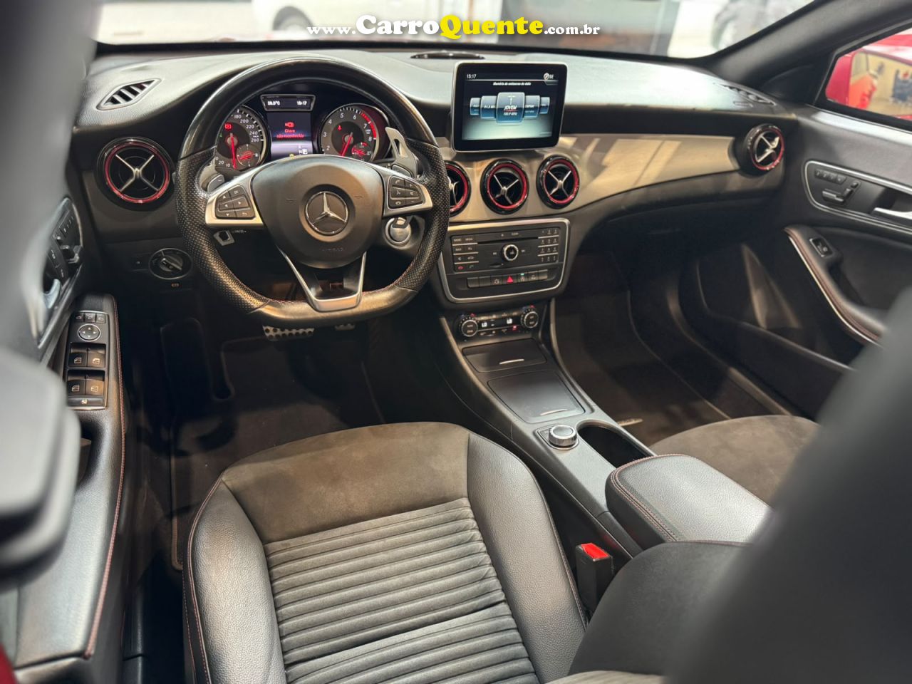 MERCEDES-BENZ CLA 250 2.0 CGI SPORT 7G-DCT 2015 - Loja