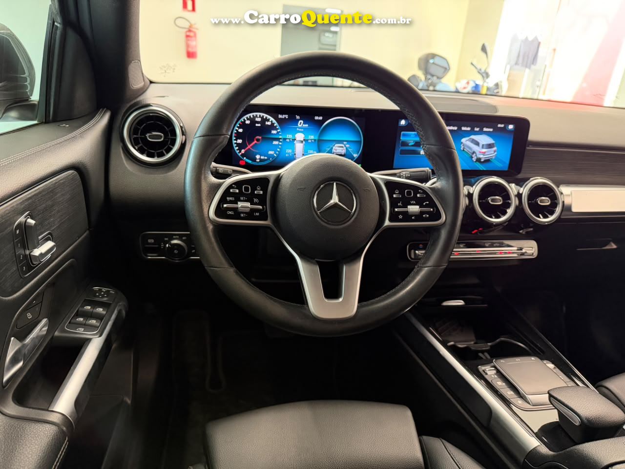 MERCEDES-BENZ   M. BENZ GLB200 ADVANCE   CINZA 2021 1.3 GASOLINA - Loja