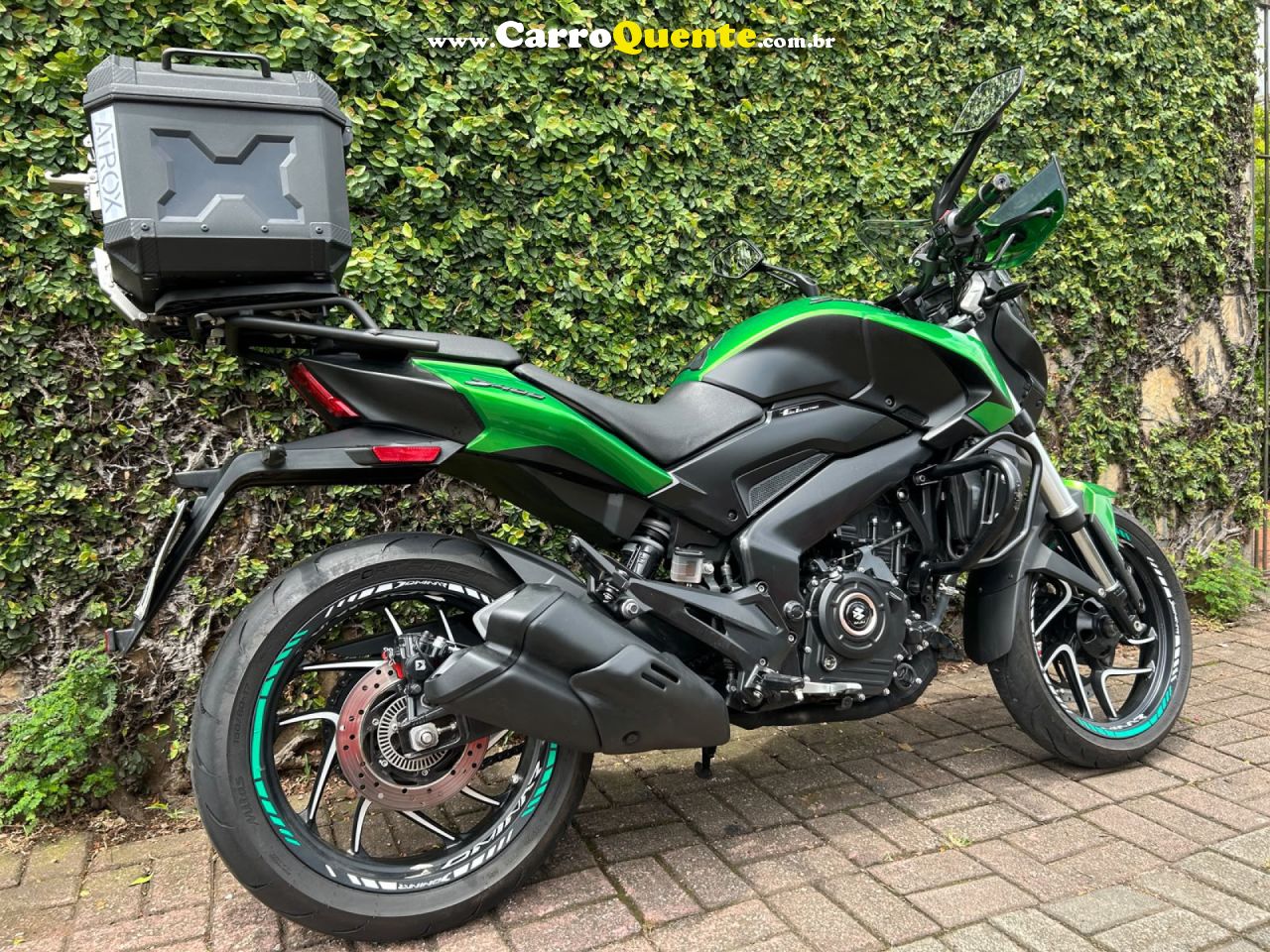 BAJAJ   DOMINAR 400    VERDE 2025 400 GASOLINA - Loja