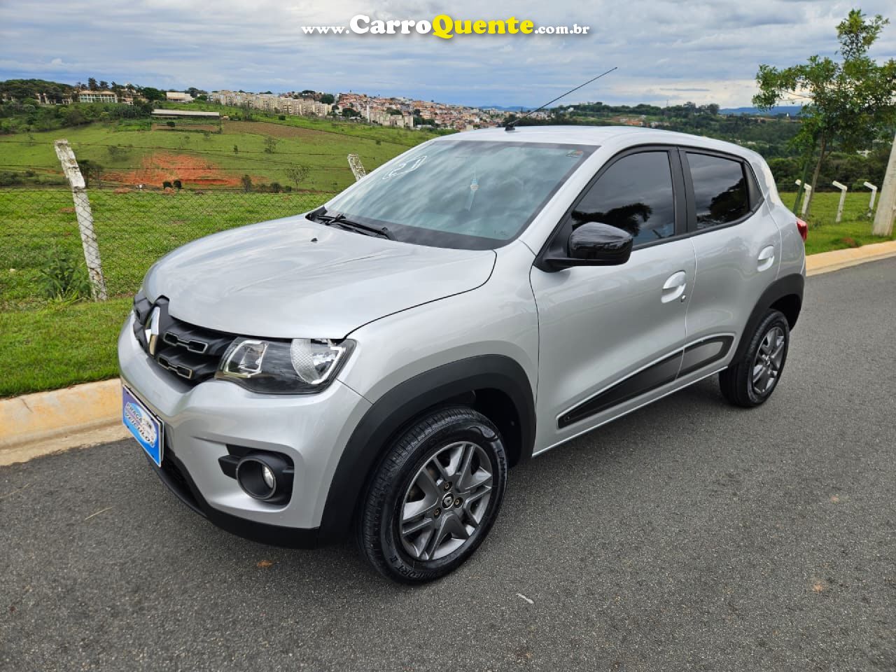 RENAULT   KWID INTENSE 1.0 FLEX 12V 5P MEC.   PRATA 2021 1.0 FLEX - Loja