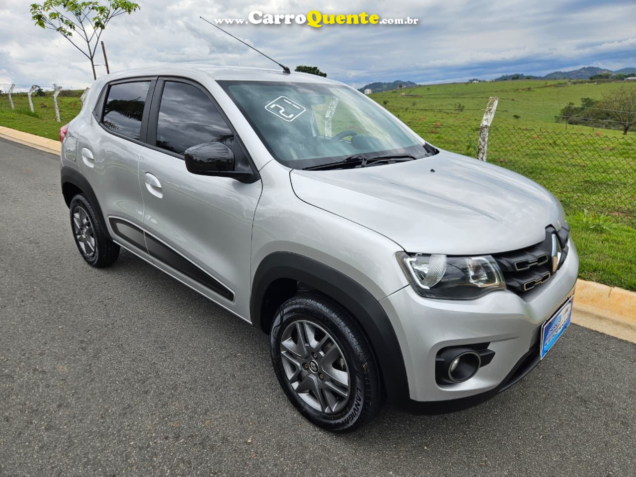 RENAULT   KWID INTENSE 1.0 FLEX 12V 5P MEC.   PRATA 2021 1.0 FLEX - Loja