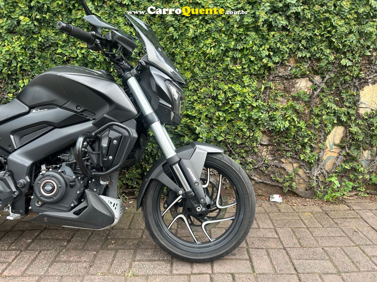 BAJAJ   DOMINAR 400    PRETO 2023 400 GASOLINA - Loja