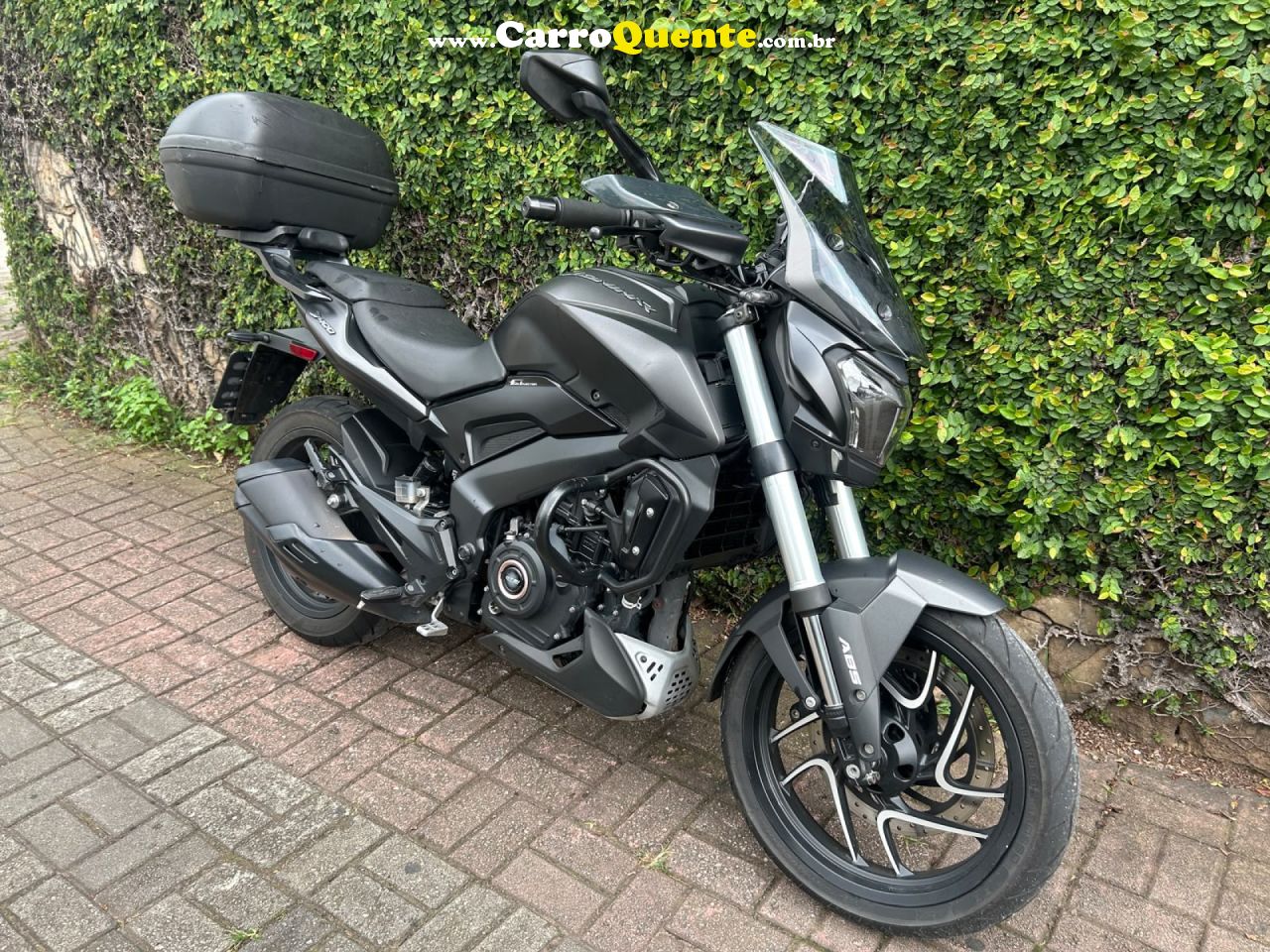 BAJAJ   DOMINAR 400    PRETO 2023 400 GASOLINA - Loja