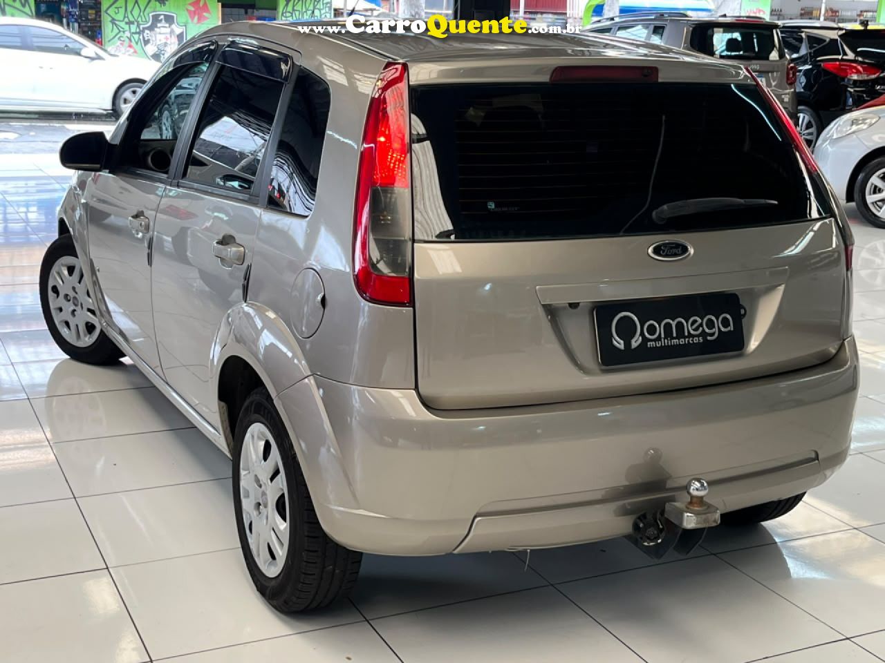 FORD   FIESTA 1.0 8V FLEXCLASS 1.0 8V FLEX 5P   PRATA 2014 1.0 FLEX - Loja