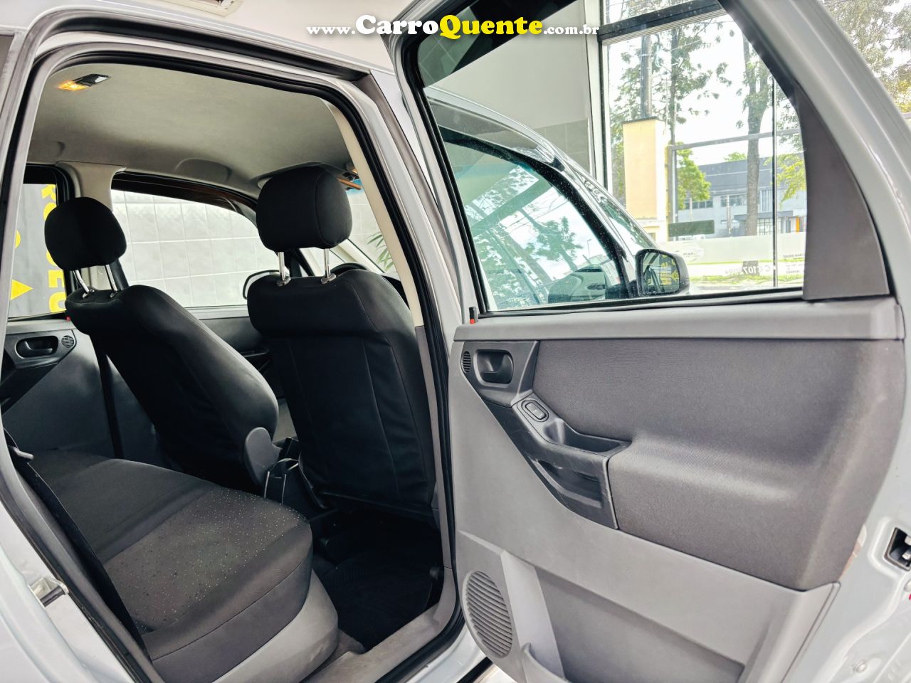 CHEVROLET   MERIVA JOY 1.4 MPFI 8V ECONOFLEX 5P   PRATA 2012 1.4 GASOLINA - Loja