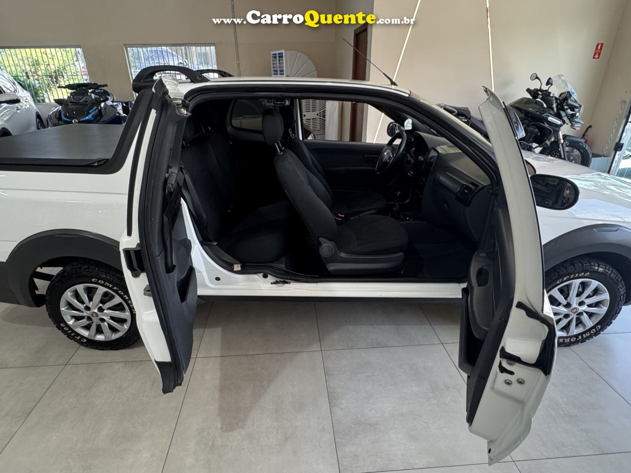 FIAT   STRADA WORKING HARD 1.4 FIRE FLEX 8V CD   BRANCO 2020 1.4 FLEX - Loja