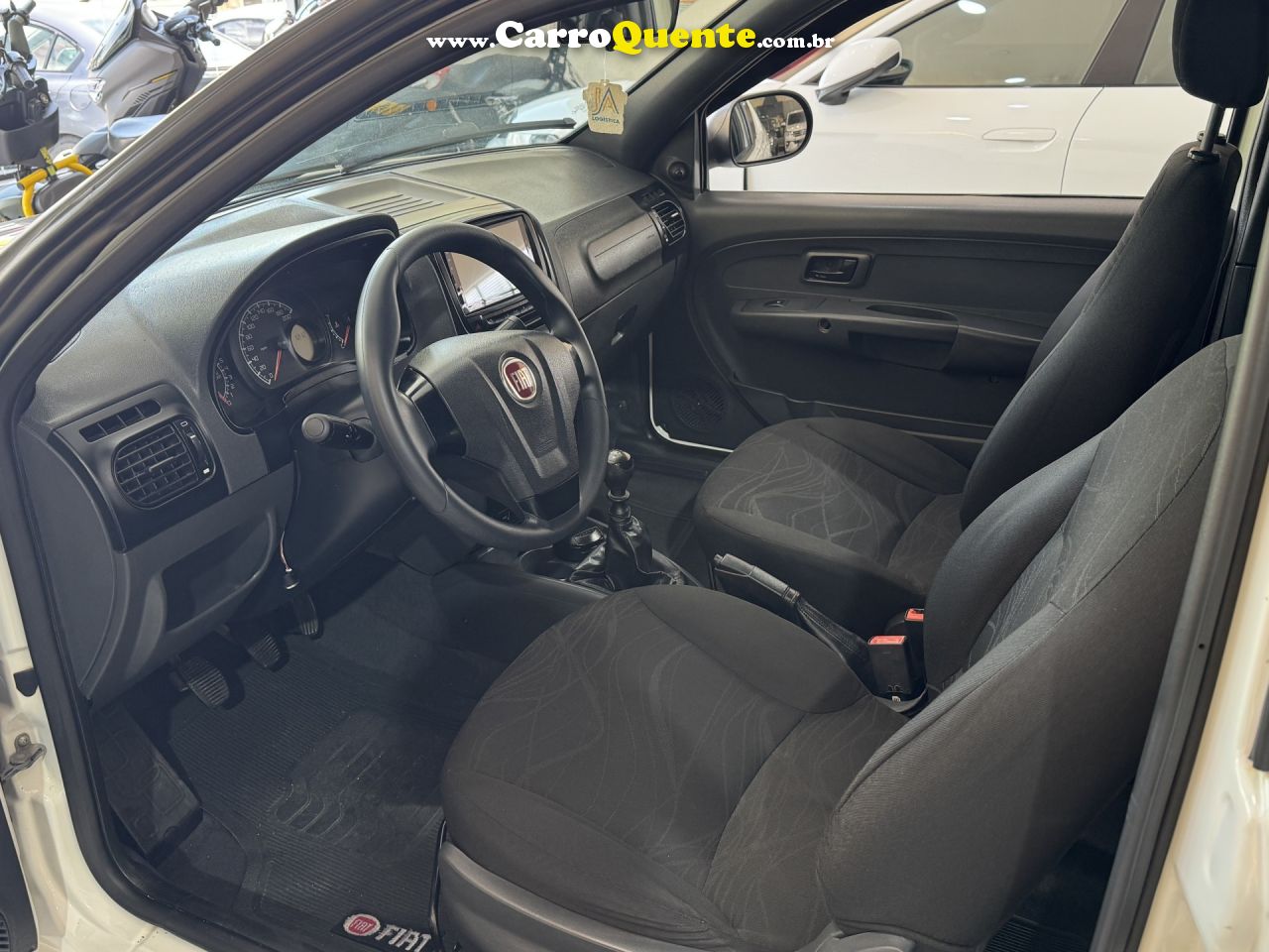 FIAT   STRADA WORKING HARD 1.4 FIRE FLEX 8V CD   BRANCO 2020 1.4 FLEX - Loja