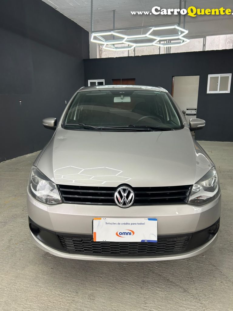 VOLKSWAGEN   FOX 1.6 MI TOTAL FLEX 8V 5P   PRATA 2013 1.6 FLEX - Loja