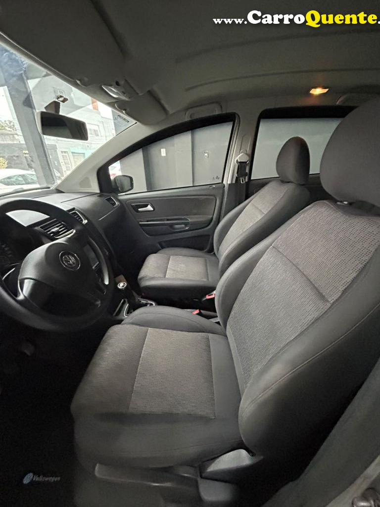 VOLKSWAGEN   FOX 1.6 MI TOTAL FLEX 8V 5P   PRATA 2013 1.6 FLEX - Loja