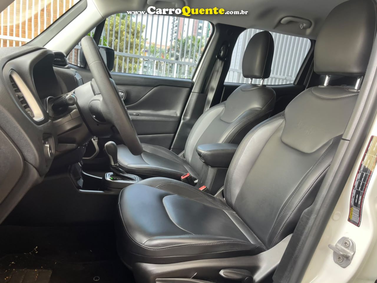 JEEP   RENEGADE AUTOMATICA FLEX 2021 UNICA DONA BAIXISSIMA KM EXCELENTE ESTADO   BRANCO 2021 1.8 FLEX - Loja