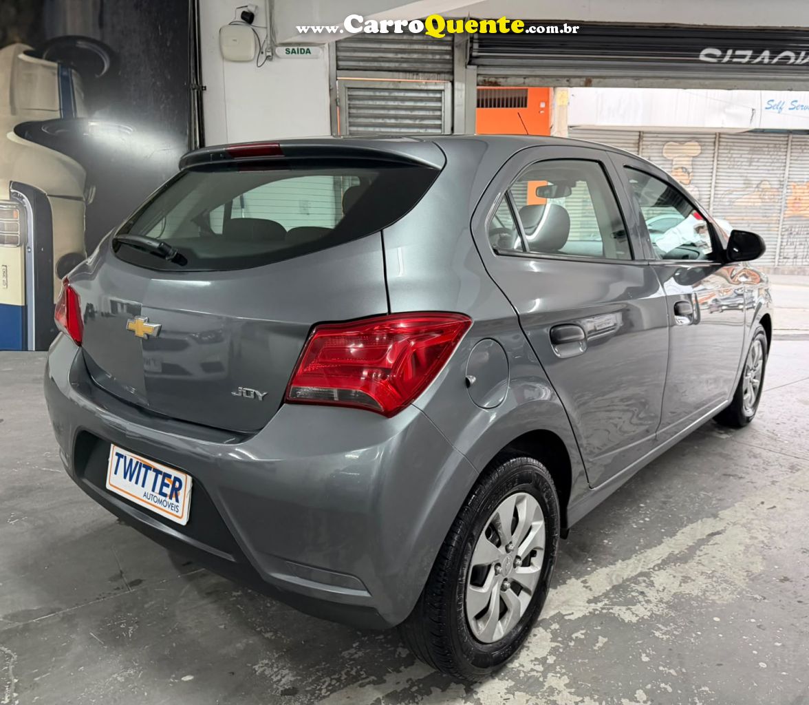 CHEVROLET   ONIX HATCH 1.0 12V FLEX 5P MEC.   CINZA 2020 1.0 FLEX - Loja