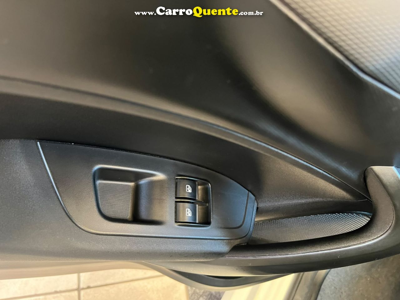 FIAT   ARGO DRIVE 1.0 6V FLEX   BRANCO 2025 1.0 FLEX - Loja