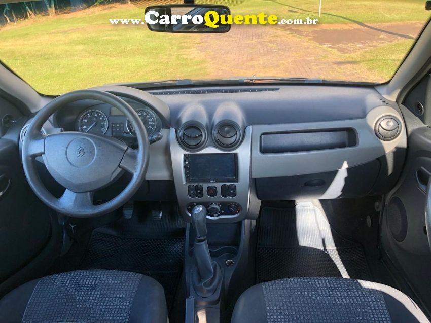 Renault SANDERO 1.0 EXPRESSION 16V FLEX 4P MANUAL - Loja