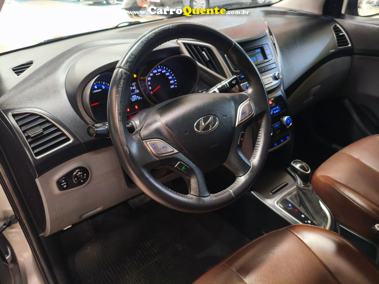 HYUNDAI HB20S 1.6 PREMIUM 16V 2016 - Loja