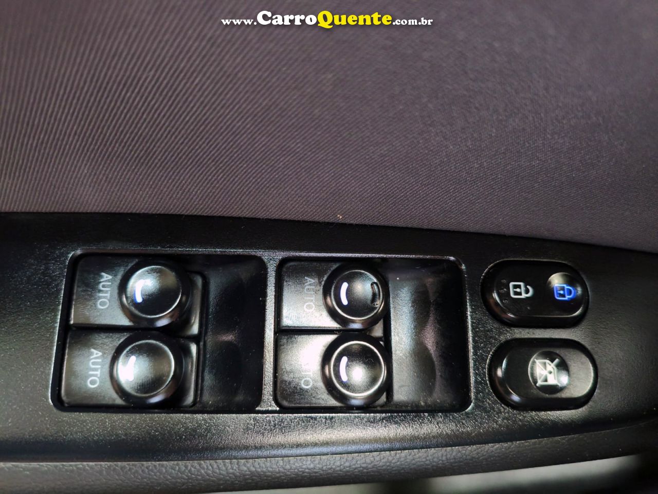 HYUNDAI HB20S 1.6 PREMIUM 16V 2016 - Loja