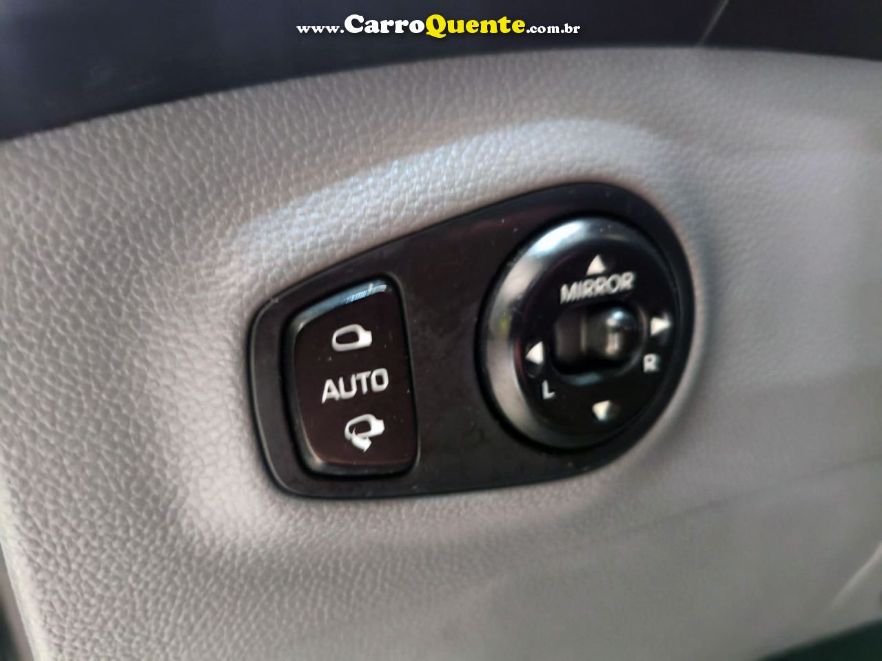 HYUNDAI HB20S 1.6 PREMIUM 16V 2016 - Loja