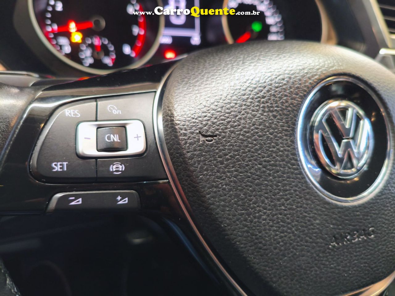 VOLKSWAGEN TIGUAN 1.4 250 TSI TOTAL ALLSPACE 2019 - Loja