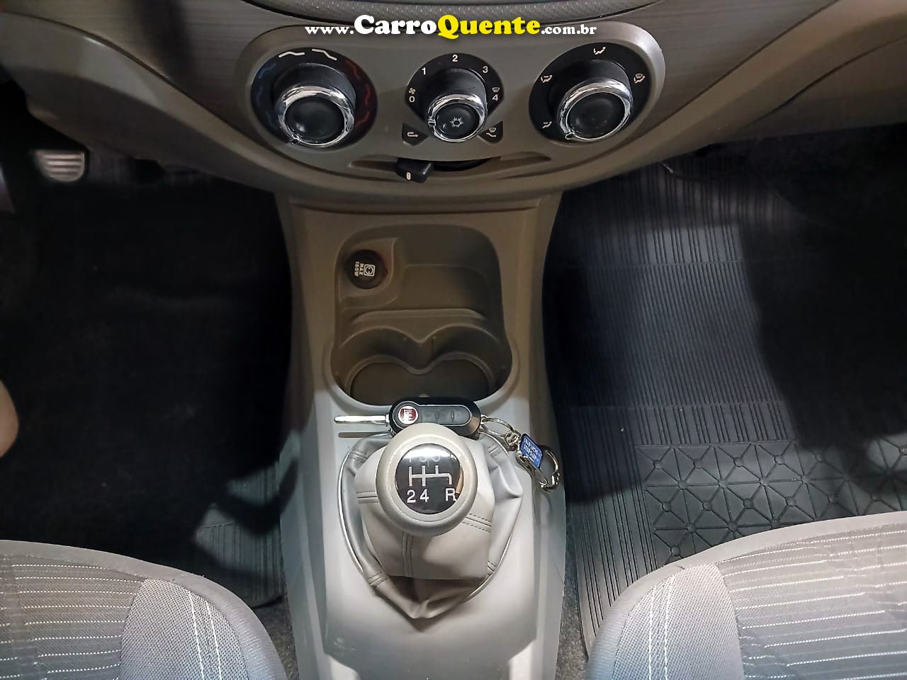 FIAT PALIO 1.4 MPI ATTRACTIVE 8V 2015 - Loja