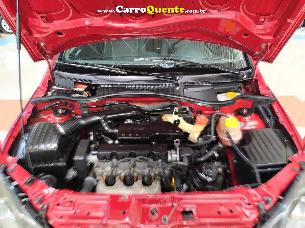 CHEVROLET CORSA 1.4 MPFI MAXX 8V 2011 - Loja