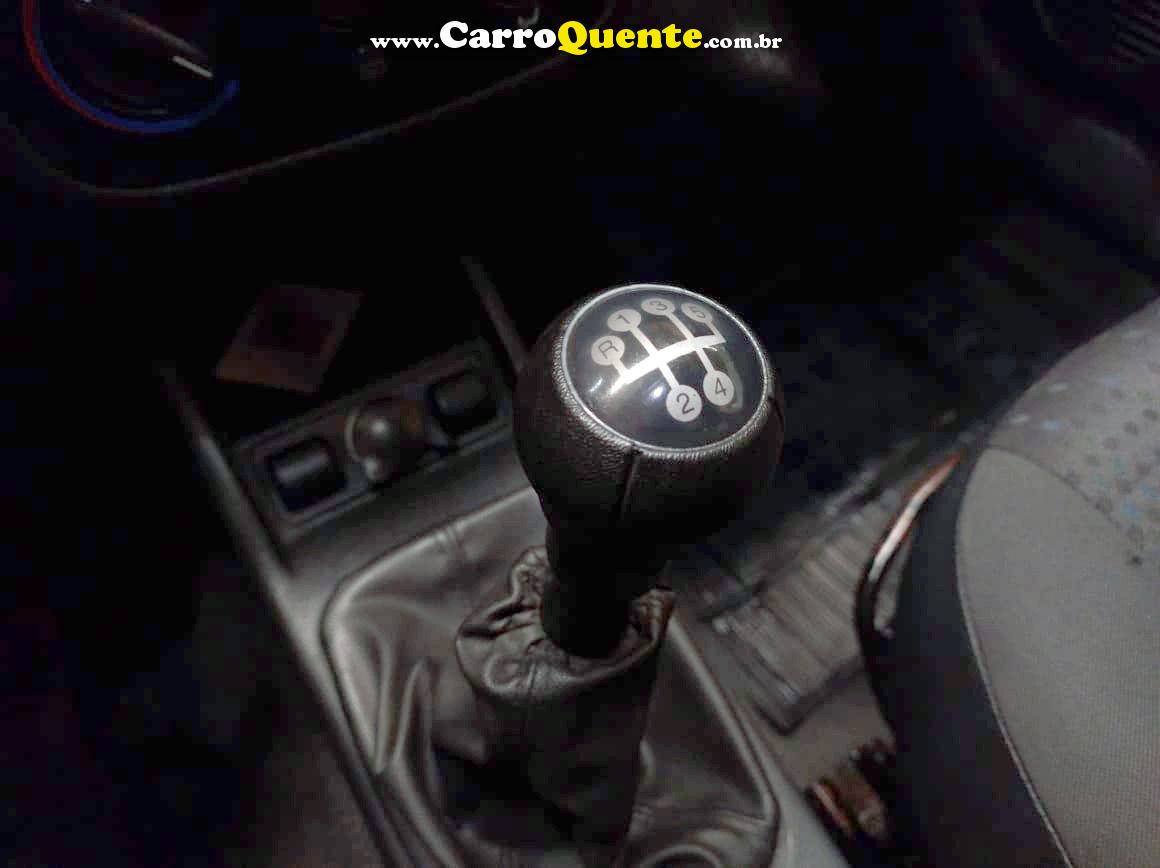CHEVROLET CORSA 1.4 MPFI MAXX 8V 2011 - Loja
