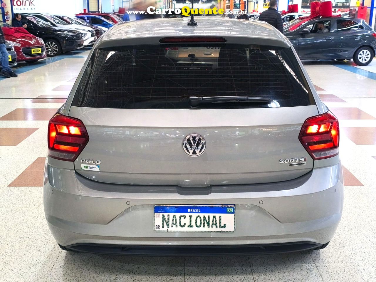 VOLKSWAGEN POLO 1.0 200 TSI HIGHLINE 2019 - Loja