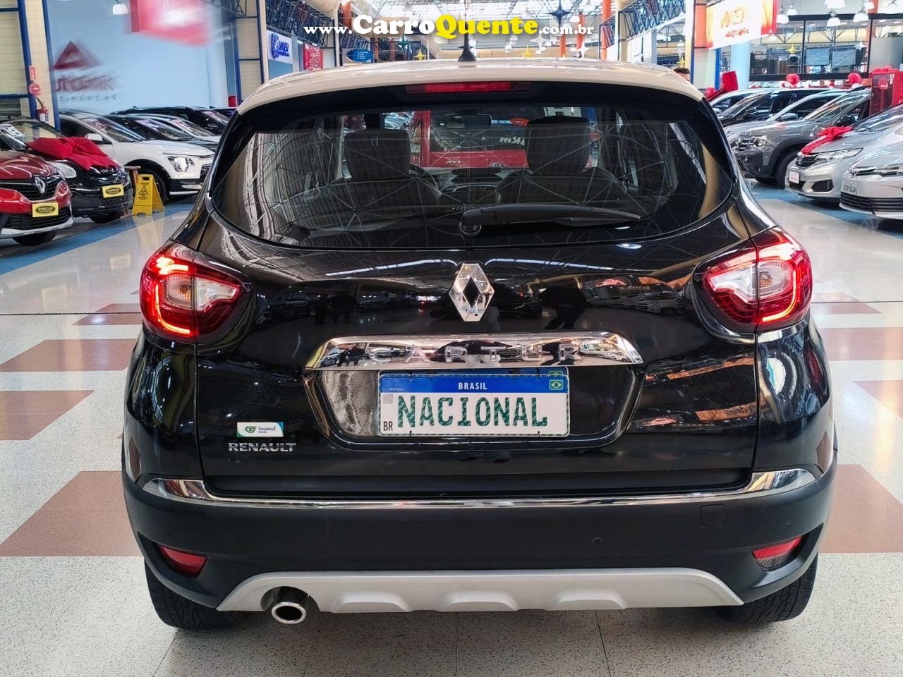 RENAULT CAPTUR 1.6 16V SCE INTENSE 2018 - Loja