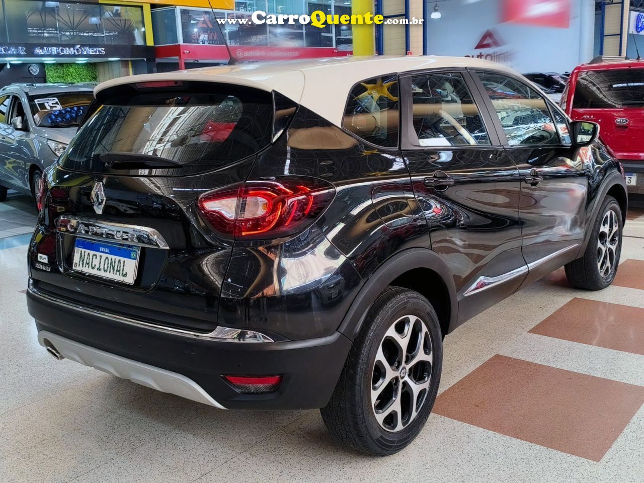 RENAULT CAPTUR 1.6 16V SCE INTENSE 2018 - Loja