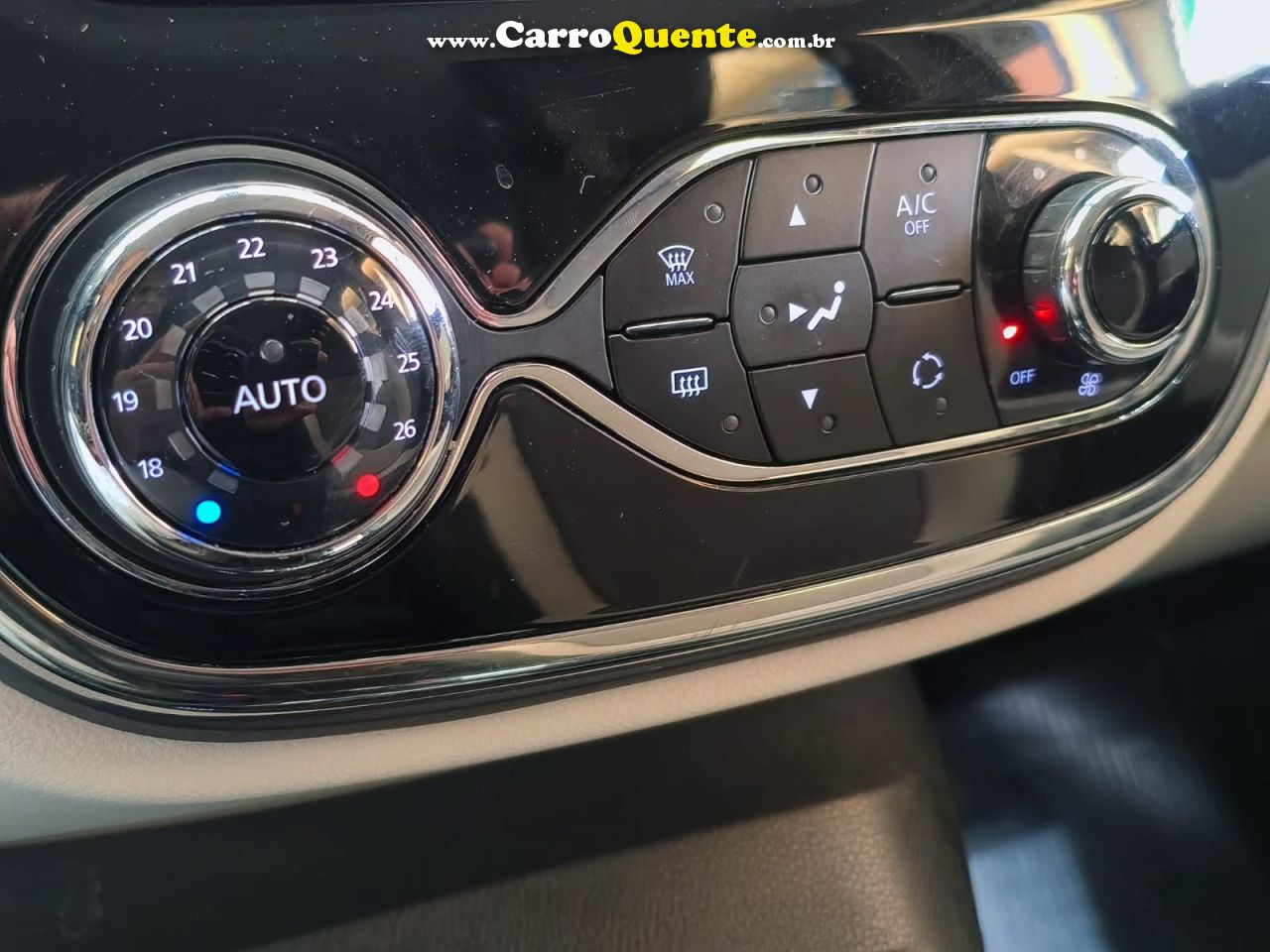 RENAULT CAPTUR 1.6 16V SCE INTENSE 2018 - Loja