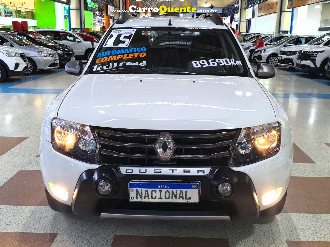 RENAULT DUSTER 2.0 TECH ROAD II 4X2 16V 2015 - Loja