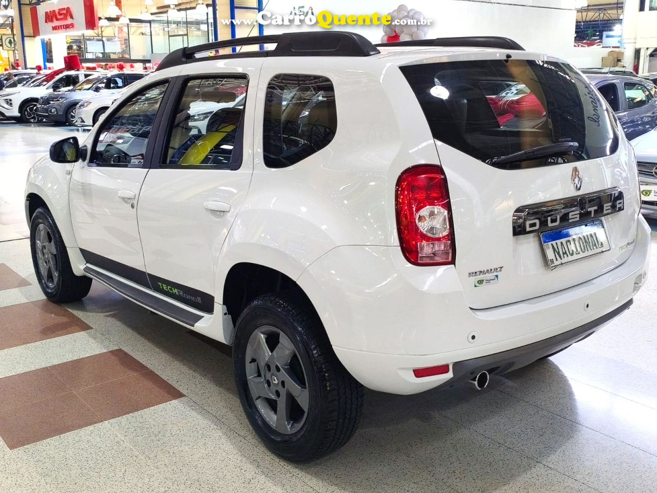 RENAULT DUSTER 2.0 TECH ROAD II 4X2 16V 2015 - Loja