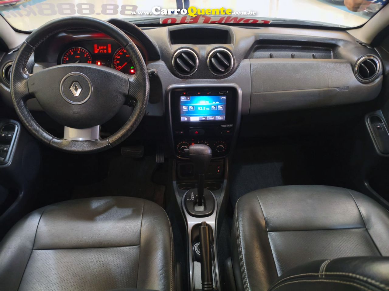 RENAULT DUSTER 2.0 TECH ROAD II 4X2 16V 2015 - Loja
