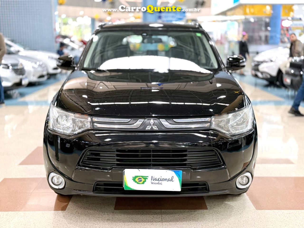 MITSUBISHI OUTLANDER 2.0 16V 2014 - Loja