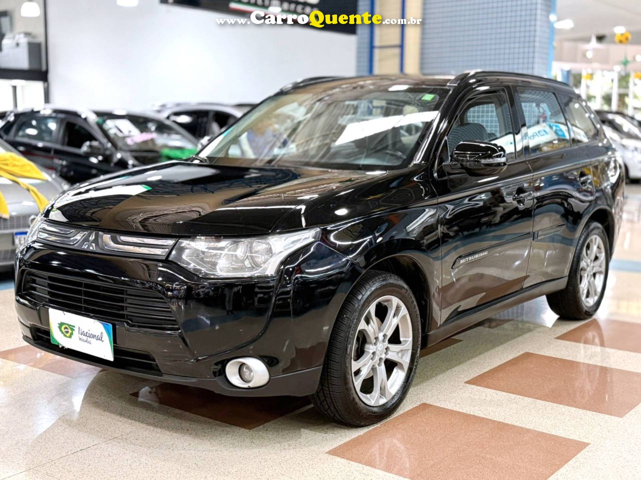 MITSUBISHI OUTLANDER 2.0 16V 2014 - Loja