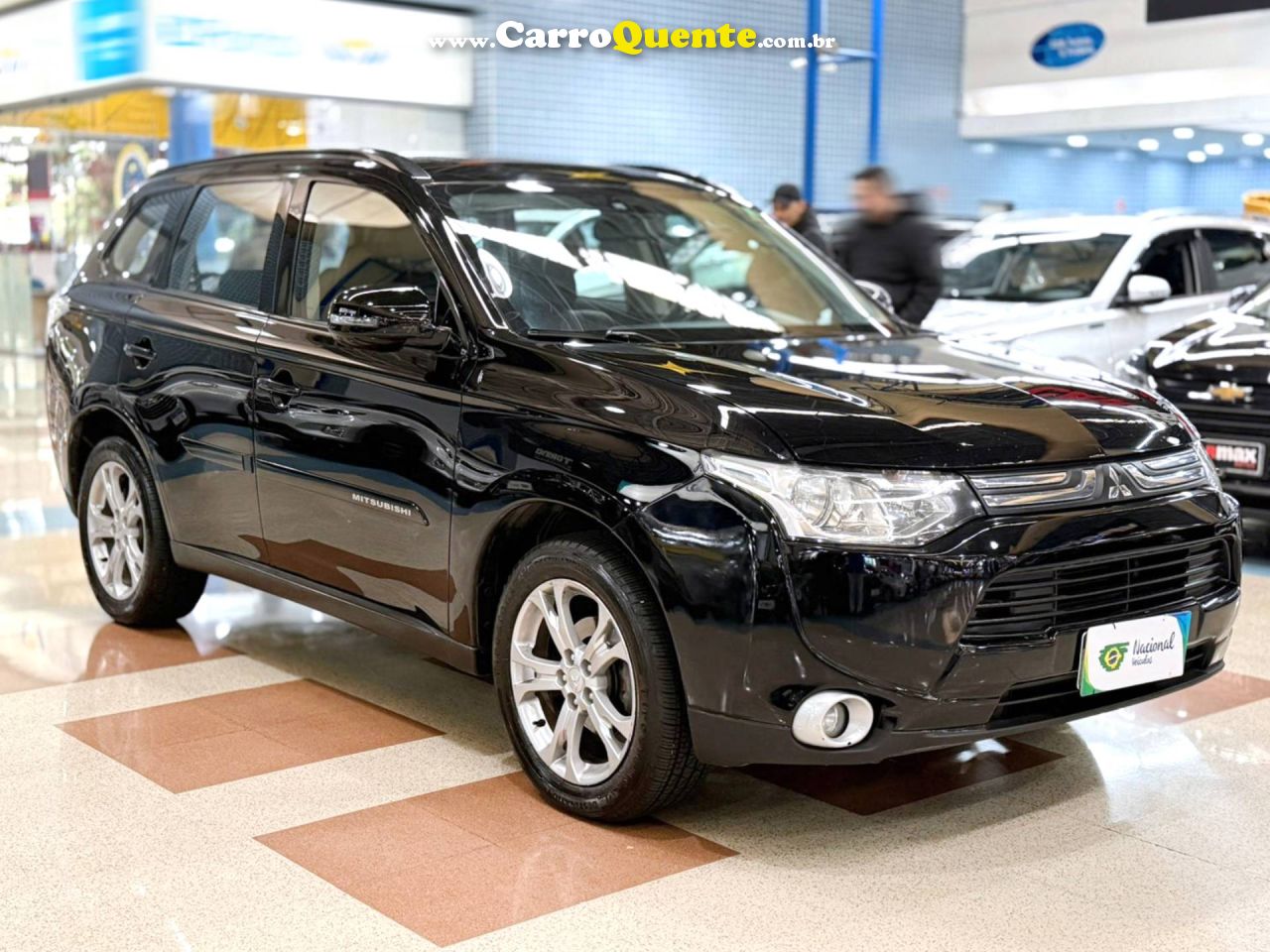 MITSUBISHI OUTLANDER 2.0 16V 2014 - Loja