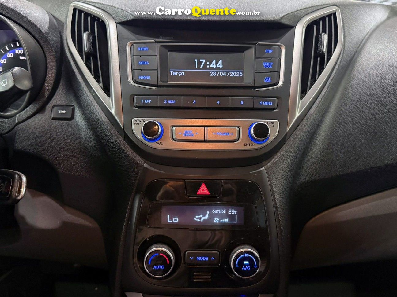 HYUNDAI HB20S 1.6 PREMIUM 16V 2016 - Loja