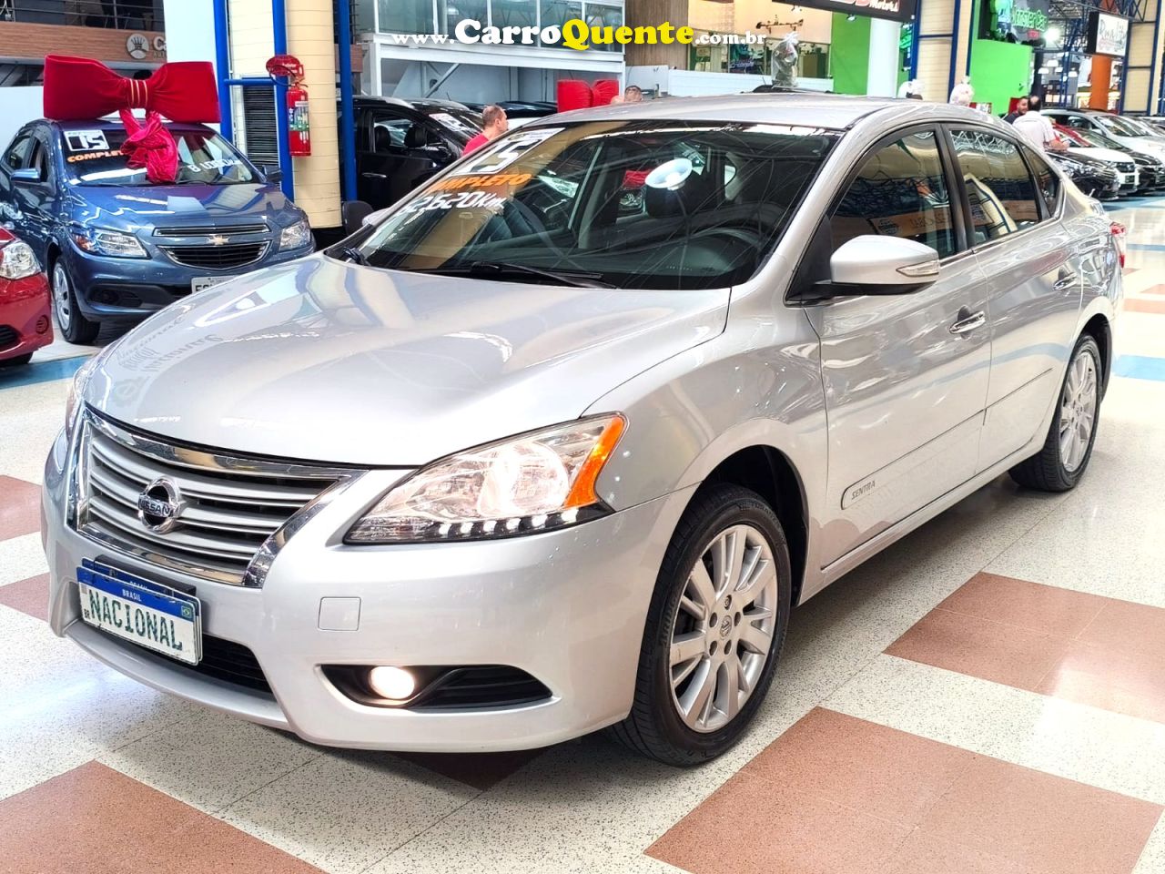 NISSAN SENTRA 2.0 SL 16V 2015 - Loja
