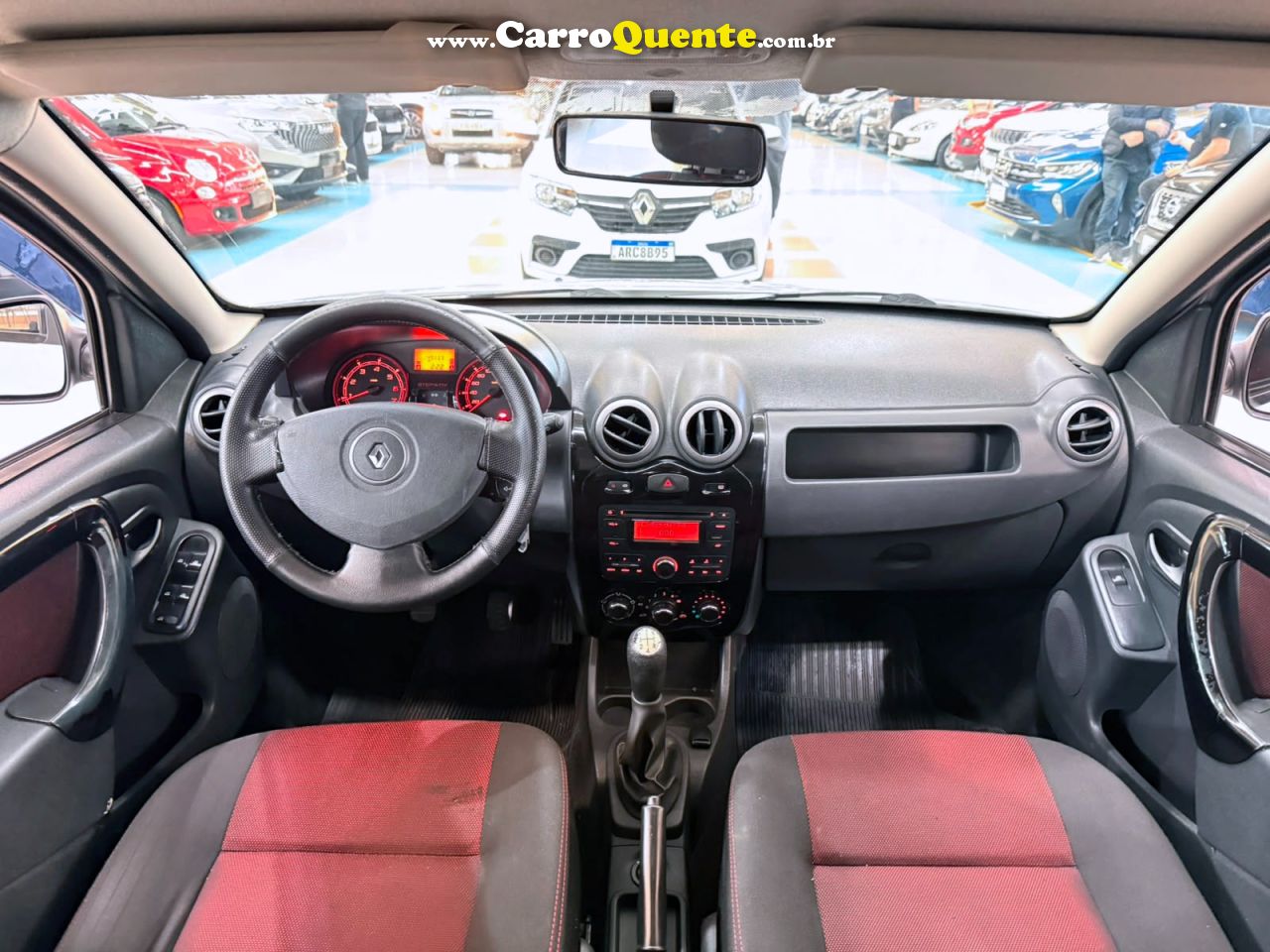 RENAULT SANDERO 1.6 STEPWAY 8V 2013 - Loja