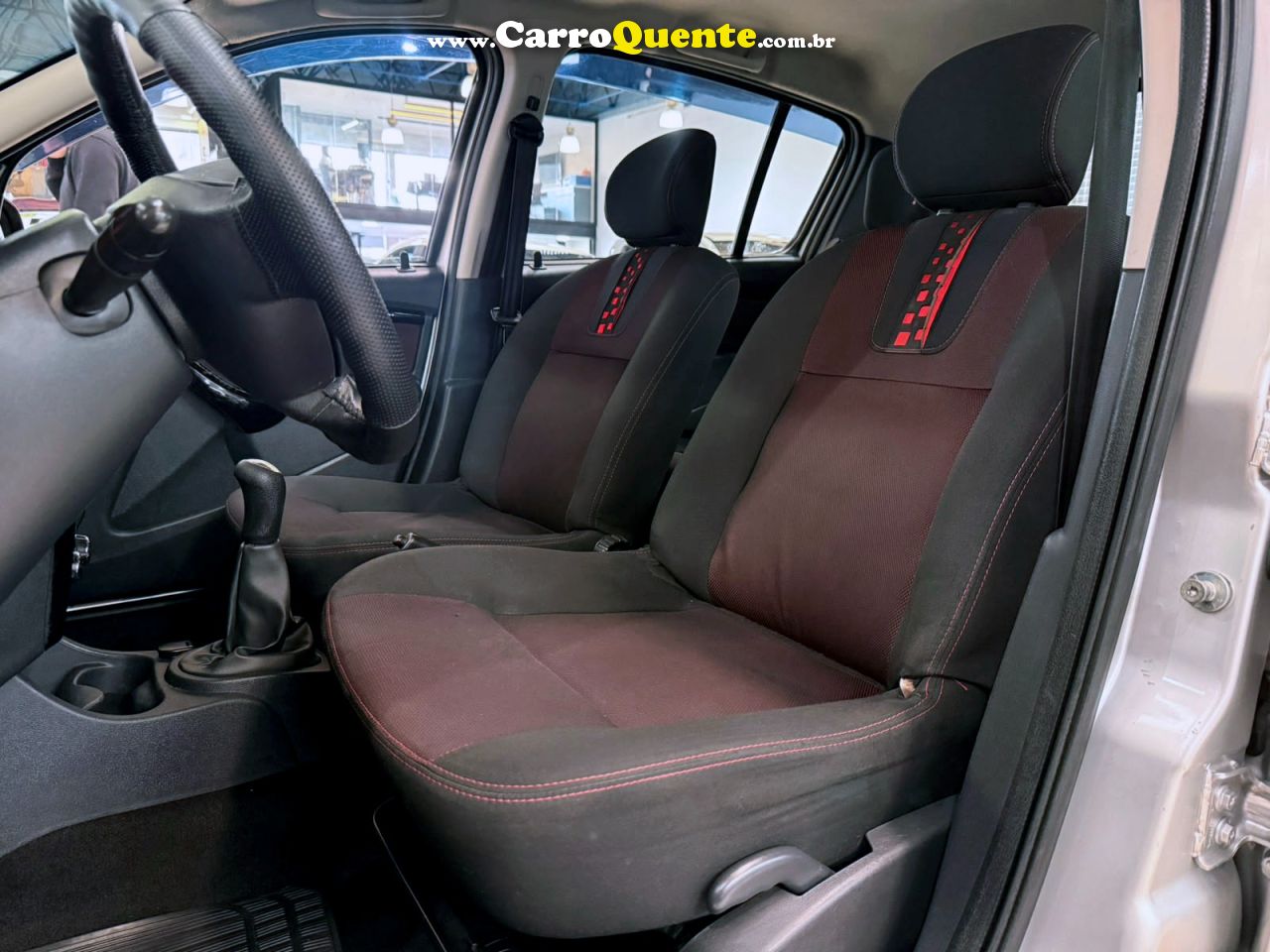 RENAULT SANDERO 1.6 STEPWAY 8V 2013 - Loja