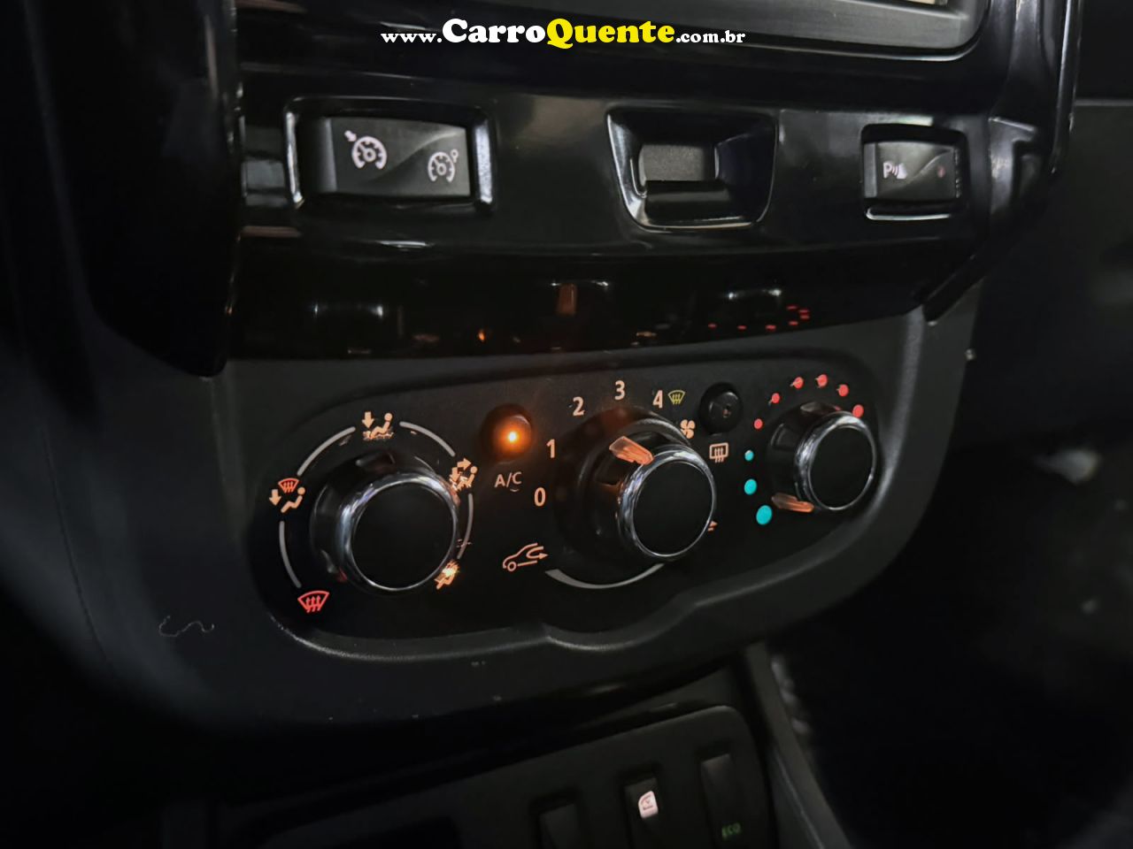 RENAULT DUSTER OROCH 2.0 16V DYNAMIQUE 2019 - Loja