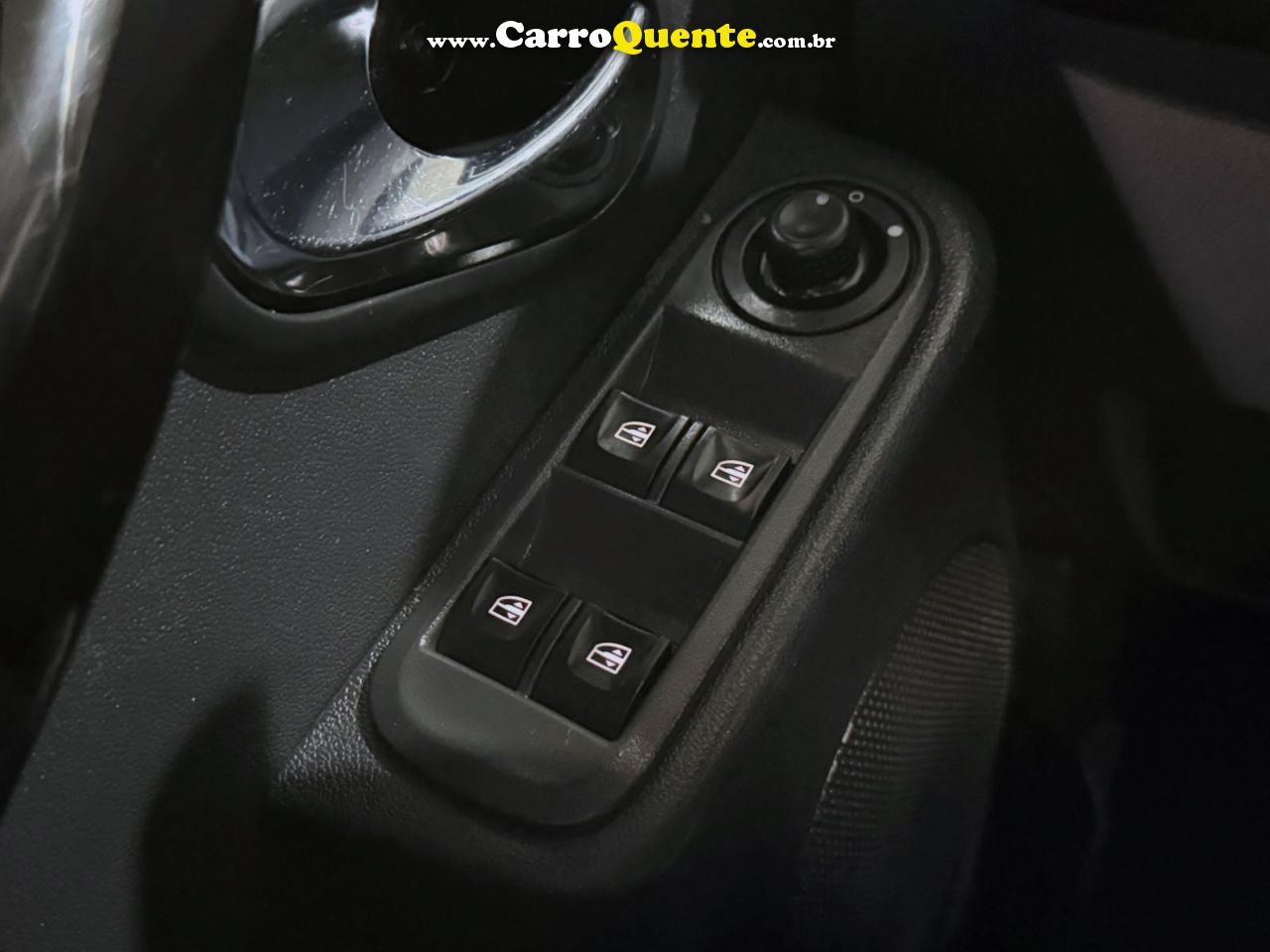 RENAULT DUSTER OROCH 2.0 16V DYNAMIQUE 2019 - Loja