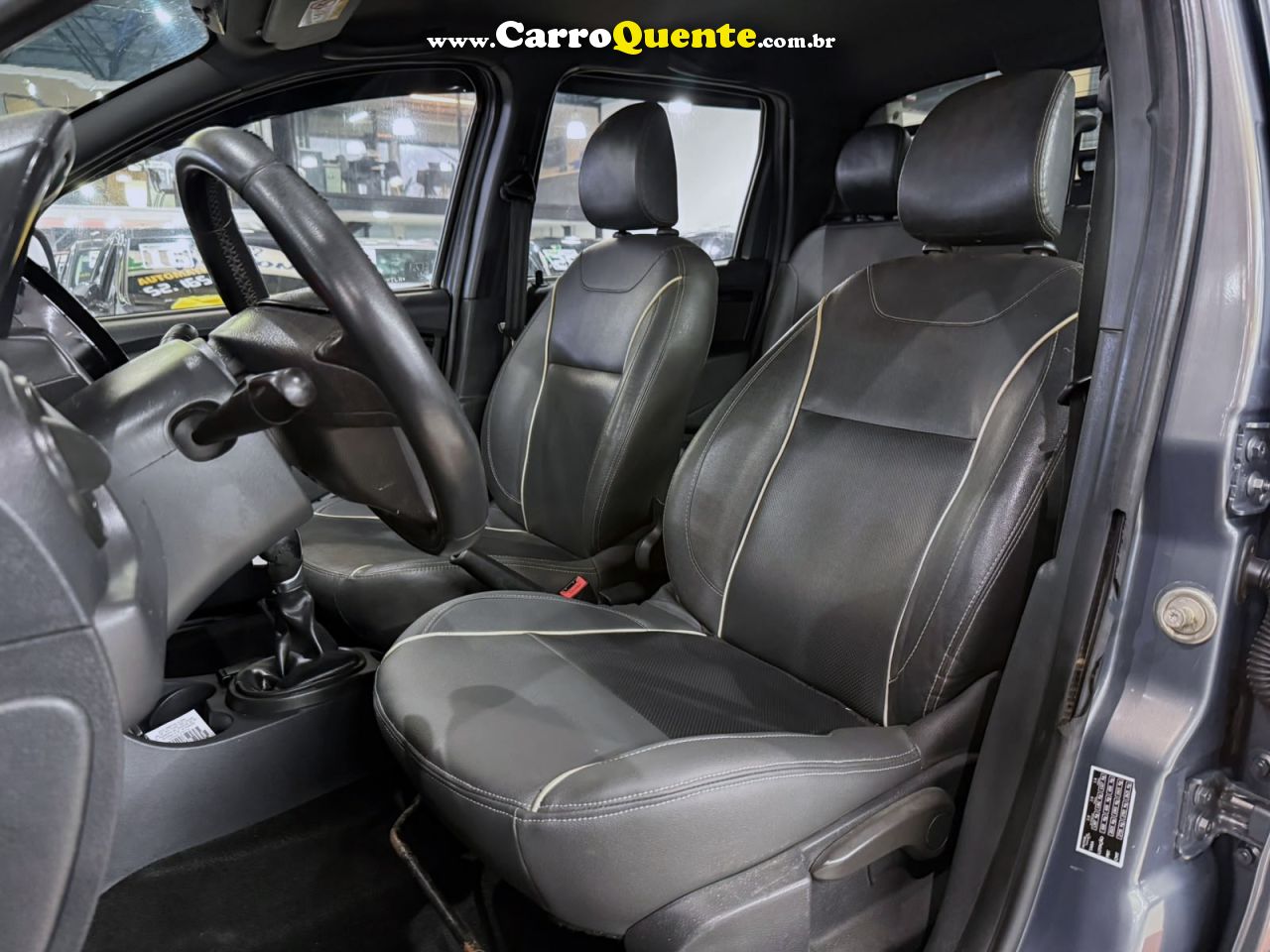 RENAULT DUSTER OROCH 2.0 16V DYNAMIQUE 2019 - Loja