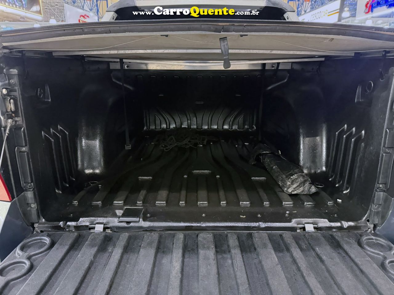RENAULT DUSTER OROCH 2.0 16V DYNAMIQUE 2019 - Loja