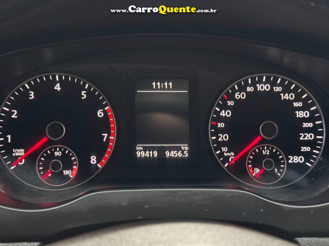 VOLKSWAGEN JETTA 2.0 TSI HIGHLINE 200CV 2011 - Loja