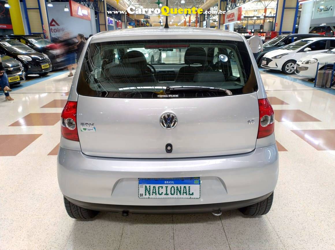 VOLKSWAGEN FOX 1.6 MI PLUS 8V 2010 - Loja