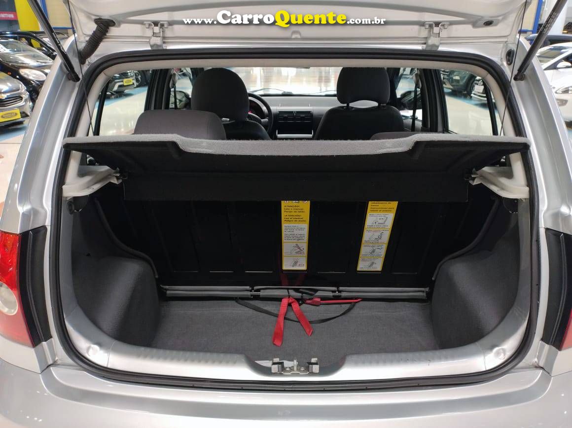 VOLKSWAGEN FOX 1.6 MI PLUS 8V 2010 - Loja