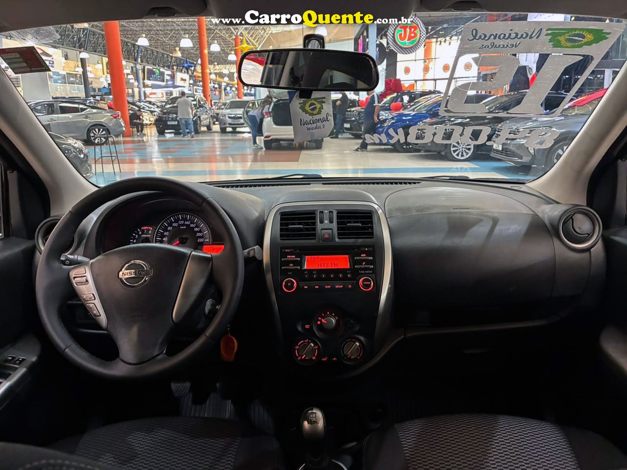 NISSAN MARCH 1.0 SV 16V 2015 - Loja