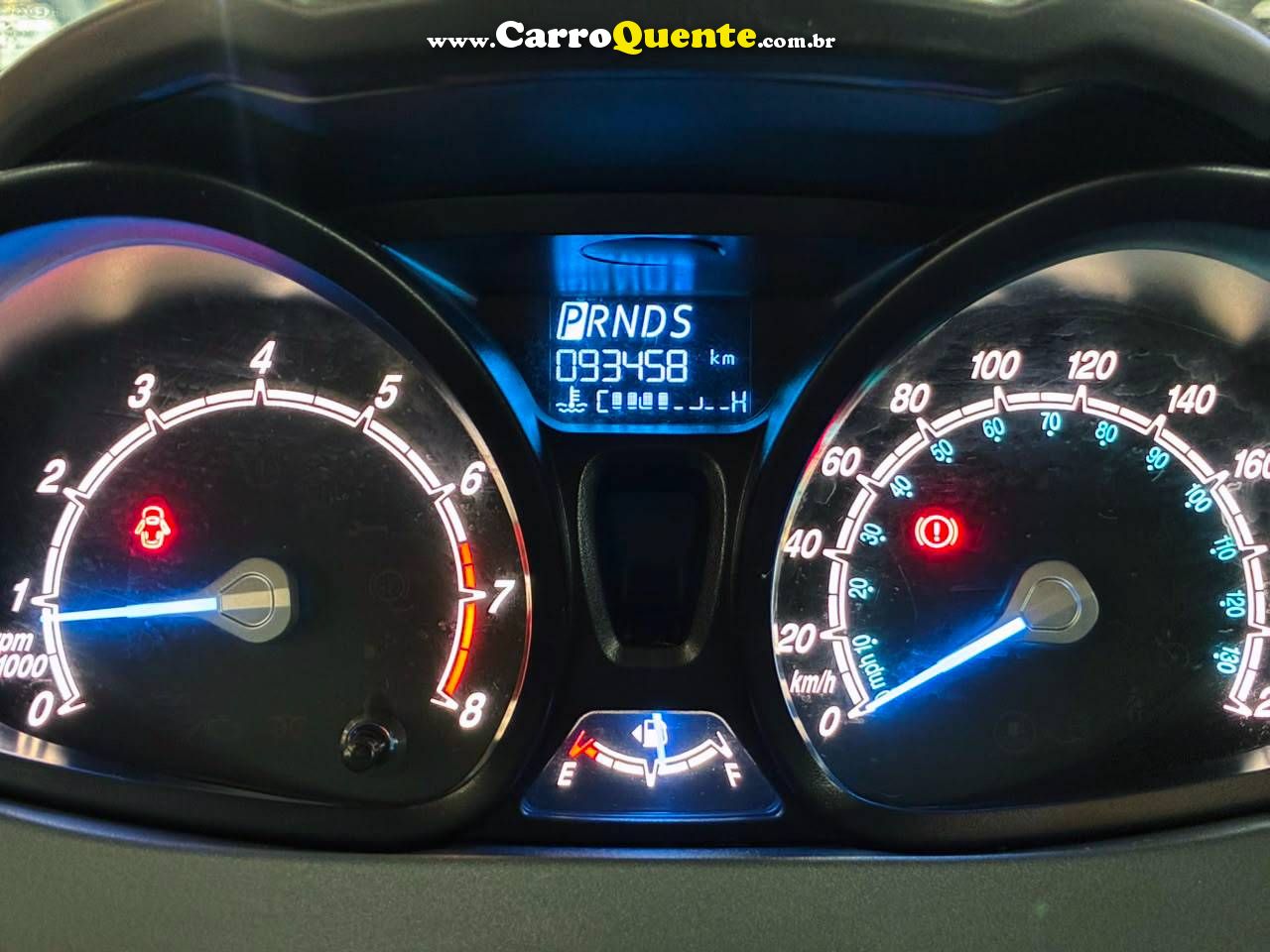 FORD FIESTA 1.6 SE HATCH 16V 2014 - Loja