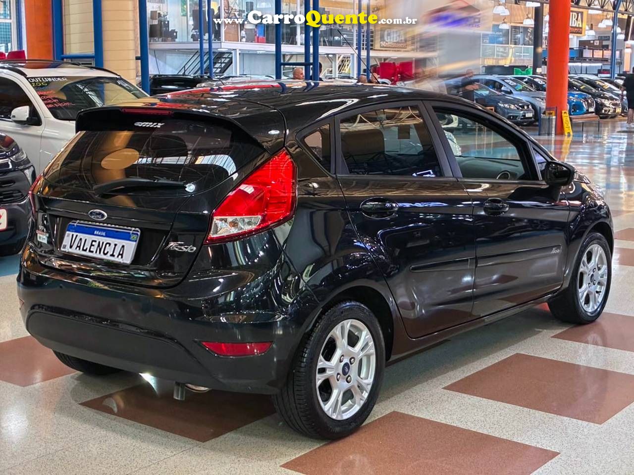 FORD FIESTA 1.6 SE HATCH 16V 2014 - Loja