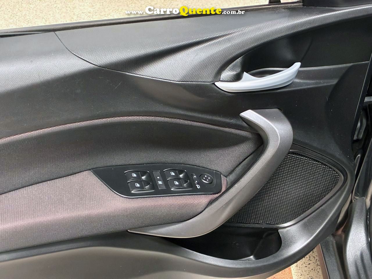 FIAT CRONOS 1.8 E.TORQ PRECISION 2019 - Loja