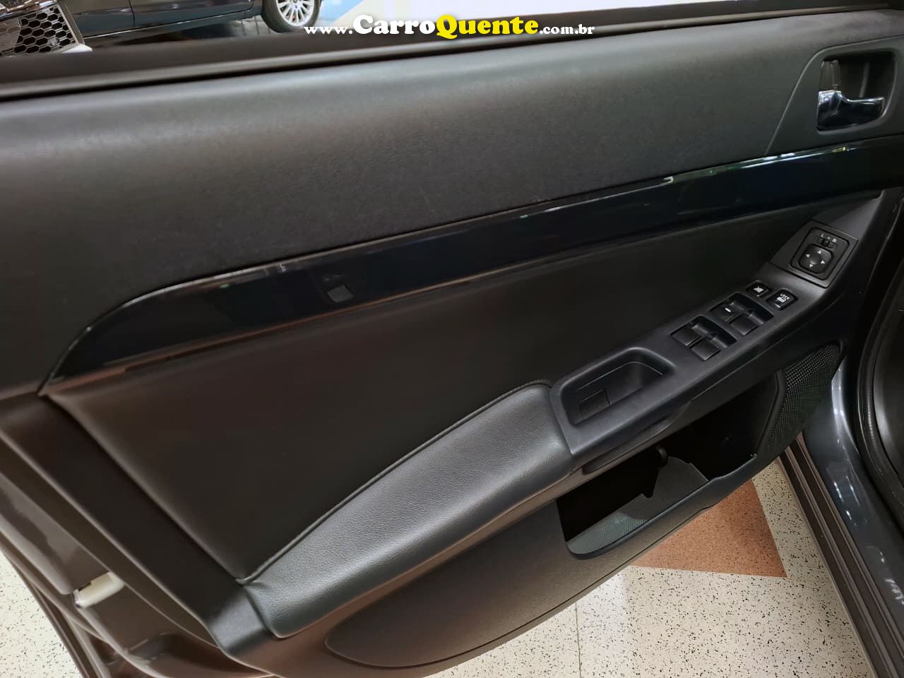 MITSUBISHI LANCER 2.0 HL-T 16V 2019 - Loja
